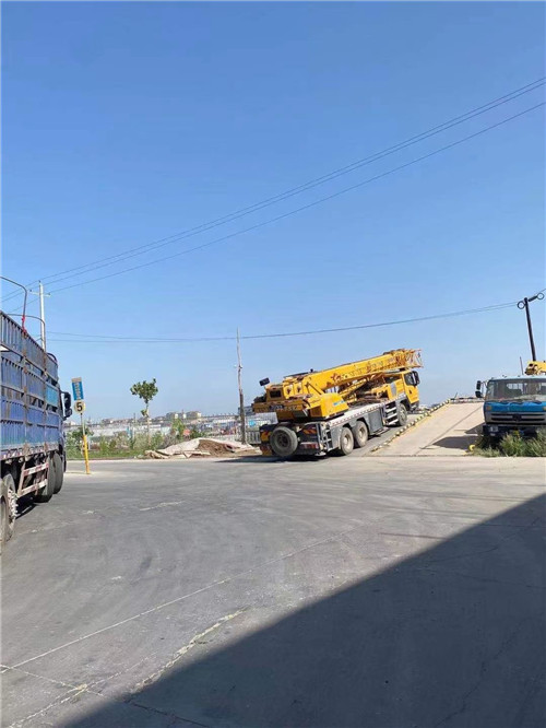 陇西县25吨吊车的租赁价格大概是多少？