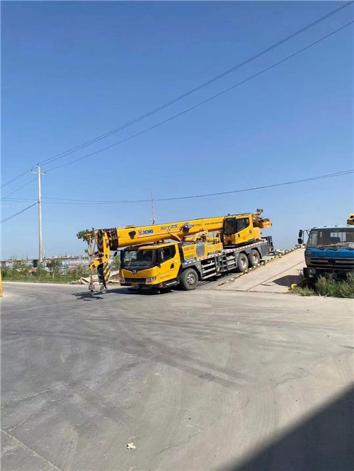 陇西县吊车作业时，可能会产生哪些额外收费项目？