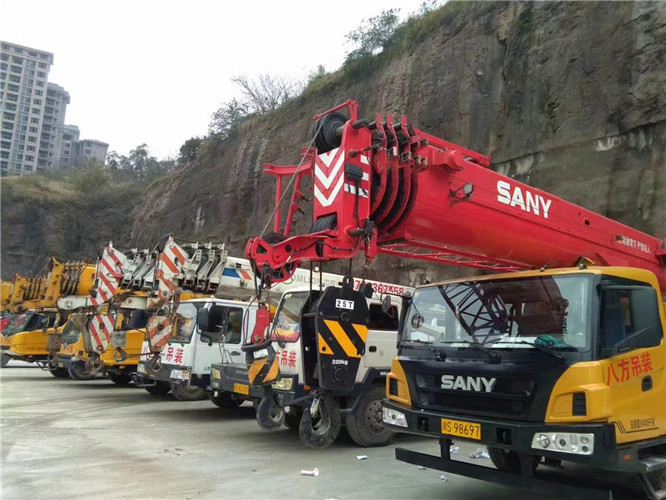 陇西县吊车出租按什么计费？台班费、单次费、里程费怎么算？