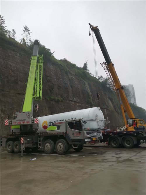 陇西县“不怕风雨冻”—— 吊车的 “恶劣环境适应” 技术